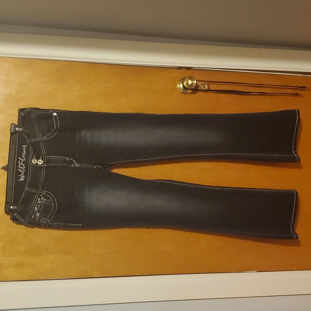 Junior's Wallflower Jeans